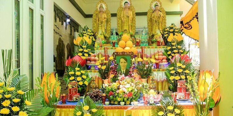 Nằm mơ thấy đám ma người thân